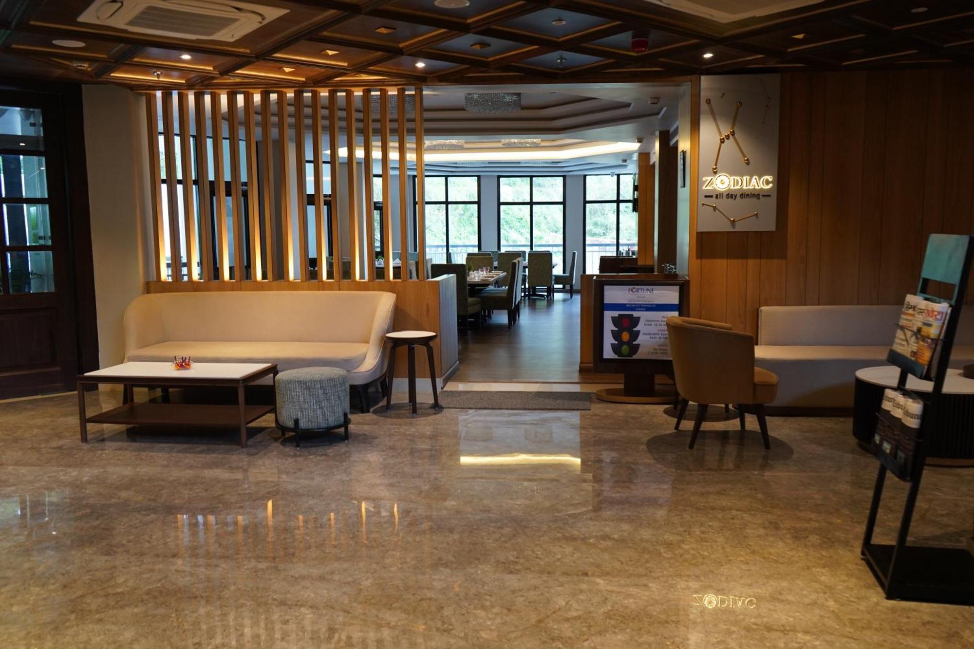 Fortune Khajjiar - Member Itc Hotels' Group エクステリア 写真